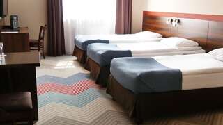 Отель Hotel Texas - Żory Жоры Стандартный трехместный номер-1